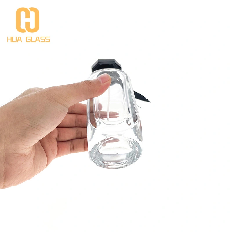 Frasco de perfume con tapa de zamak metálico de diseño personalizado 100ml