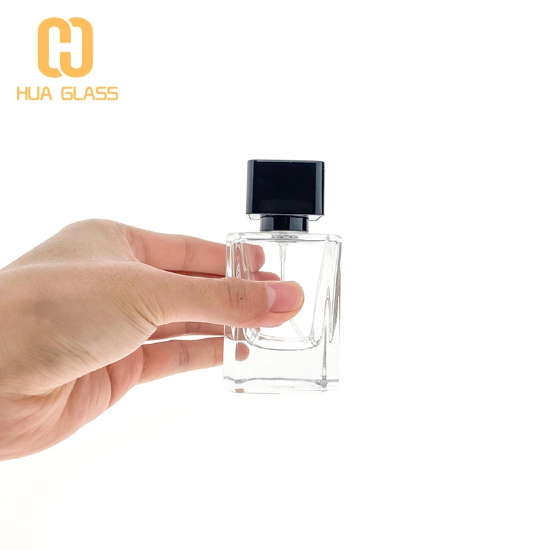 زجاجة عطر مربعة اللون مخصصة 50 مللي