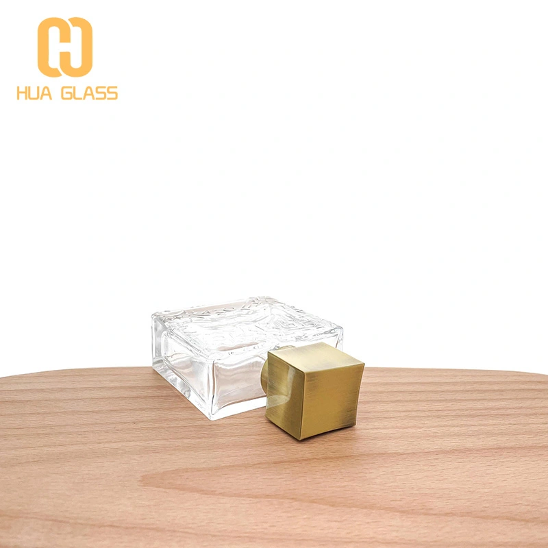 Relieve cuneiforme exótico de forma cuadrada plana de 50 ml  