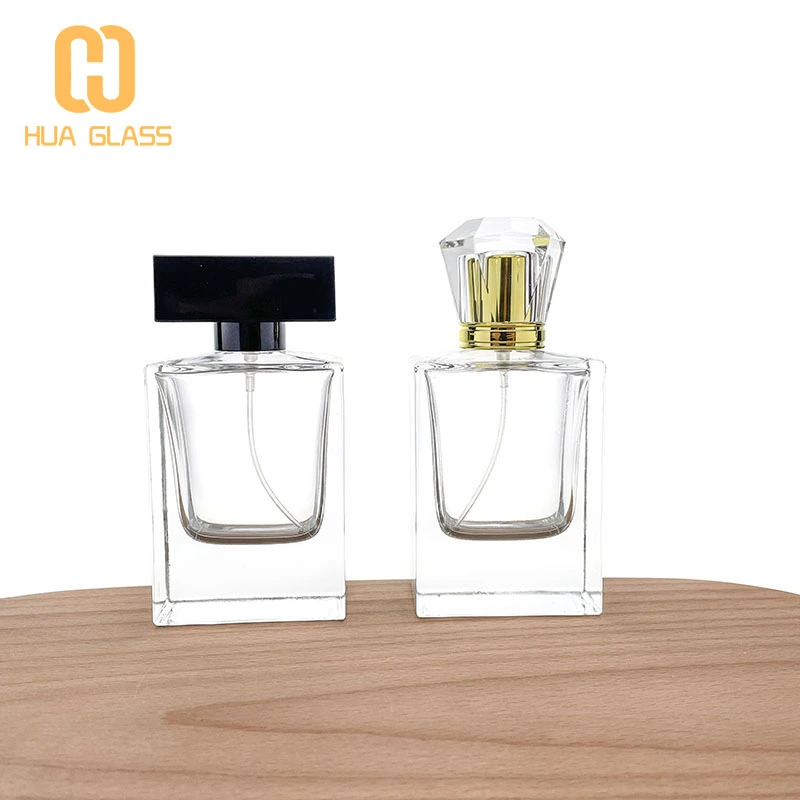 Botella de perfume de 50ml de vidrio con bomba rociadora de colonia al por mayor