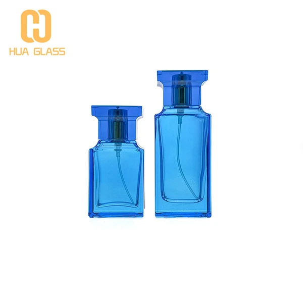 bouteille tom ford bouteille de parfum en verre noir bleu rose