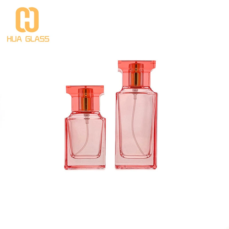 bouteille tom ford bouteille de parfum en verre noir bleu rose  