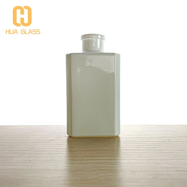 150 مل مستطيل الزجاج زجاجة الناشر القصب