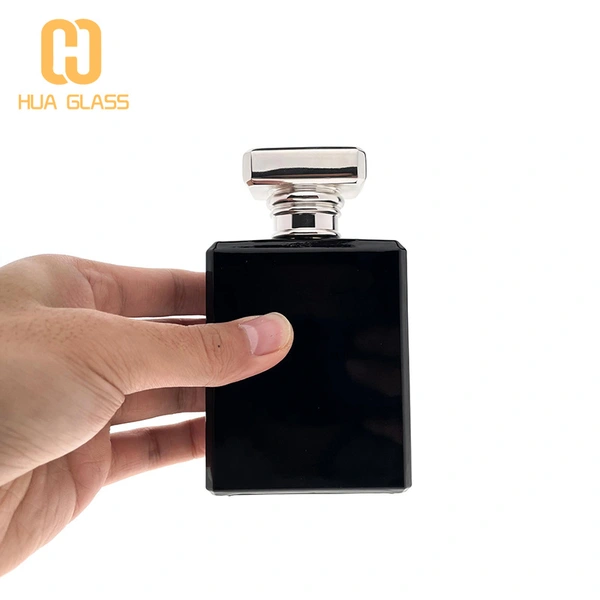 زجاجة عطر شانيل ديزاين 100 مل زجاج أسود zamak غطاء