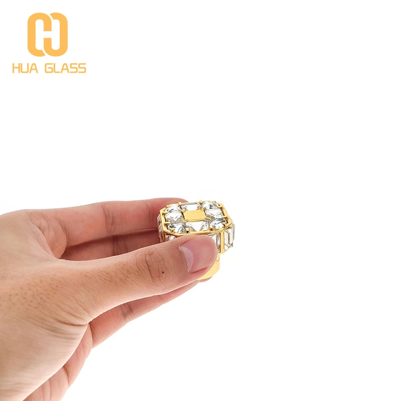 زجاجة عطر 30 مل زجاجة عطر تجعيد مع غطاء سبائك الزنك الماس  