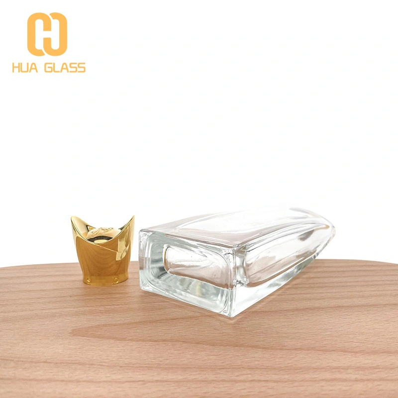 botella de perfume personalizada botella de perfume de vidrio en aerosol de 100 ml con tapa de zamak  