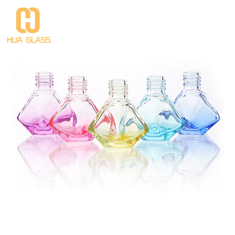 Bouteille suspendue de désodorisant de voiture en forme de diamant colorfu de 8 ml