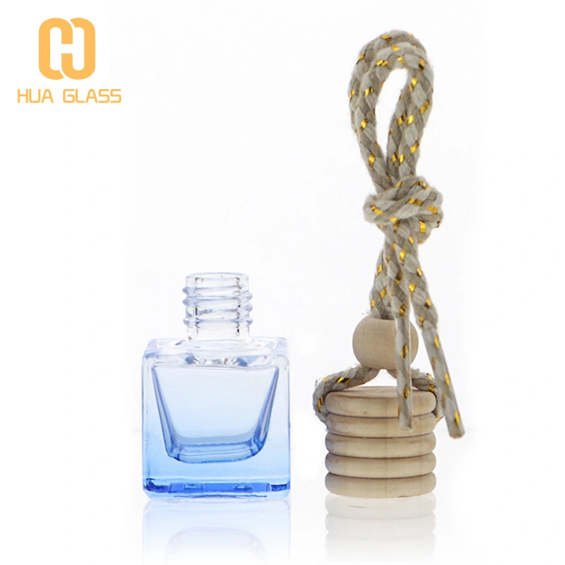 Bouteilles de diffuseur de voiture vides carrées colorées de 8 ml