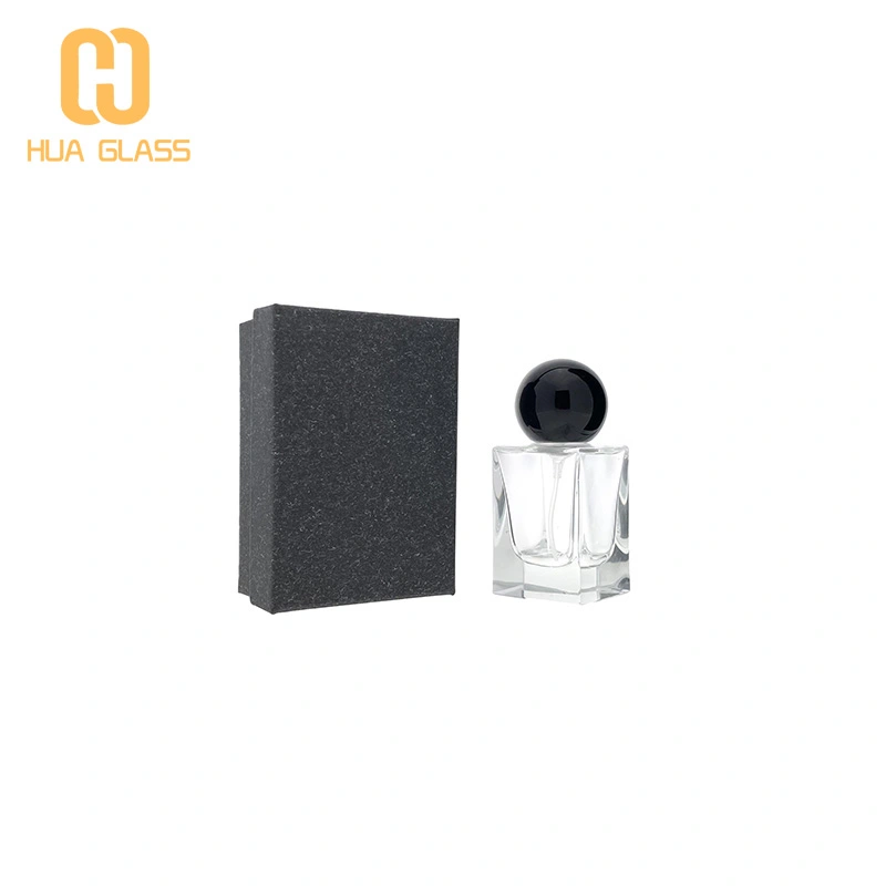 Flacon de parfum en verre poli de 30 ml avec boîte