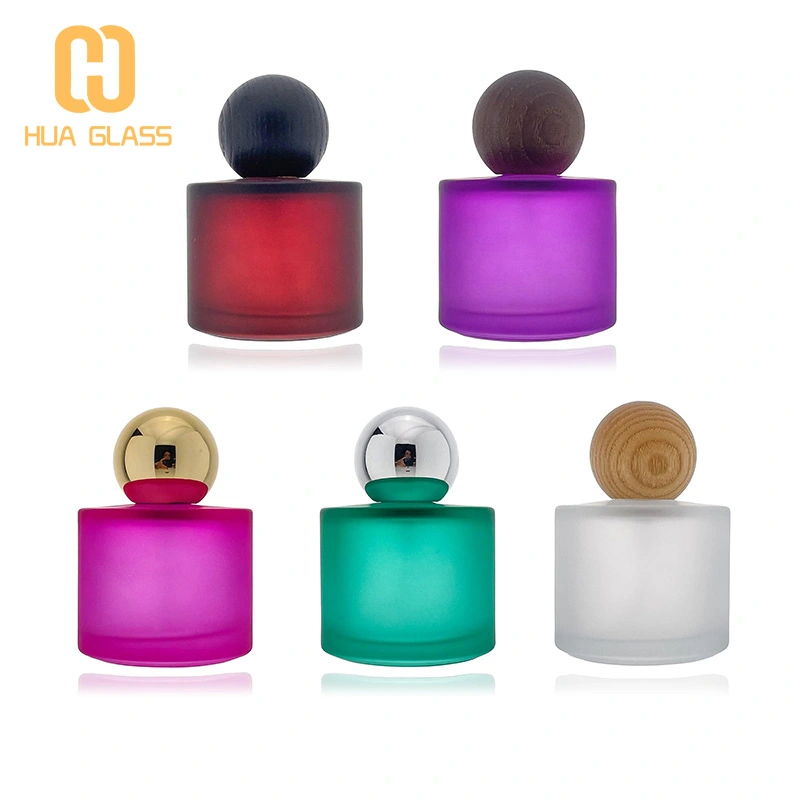 Botella de perfume redonda de 50 ml botella de vidrio de perfume de color personalizado  