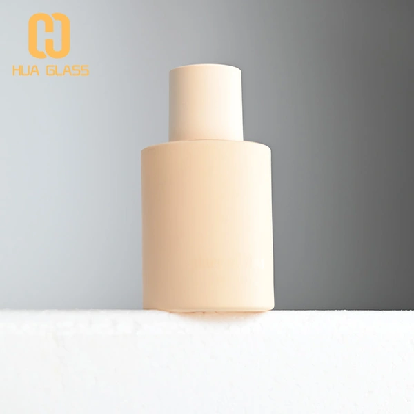 Frasco de perfume redondo beige negro mate de vidrio de 50 ml con tapa