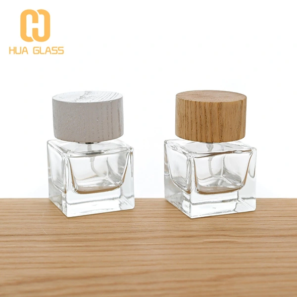Frasco de perfume de cubo cuadrado de 30 ml, 50 ml y 100 ml con tapa de madera