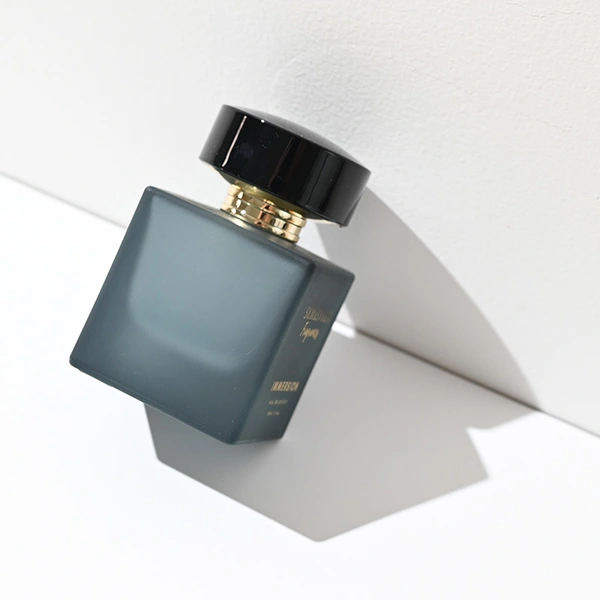 Flacon de parfum cubique de 30 ml 50 ml 100 ml