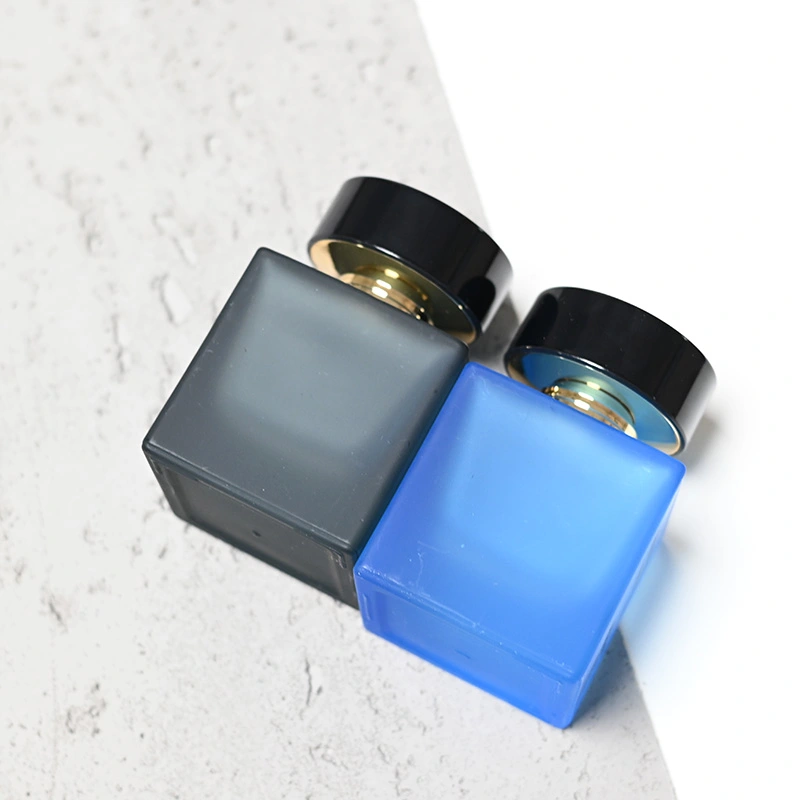 Flacon de parfum cubique de 30 ml 50 ml 100 ml