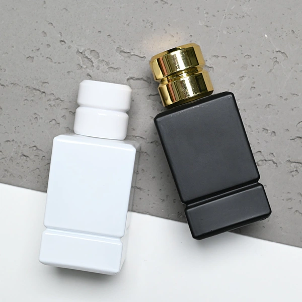 زجاجة عطر سعة 50 مل