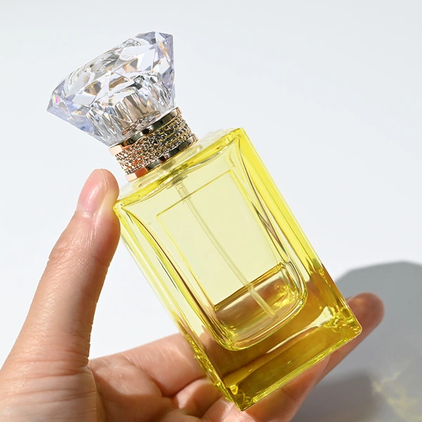 Botella de perfume de 50 ml