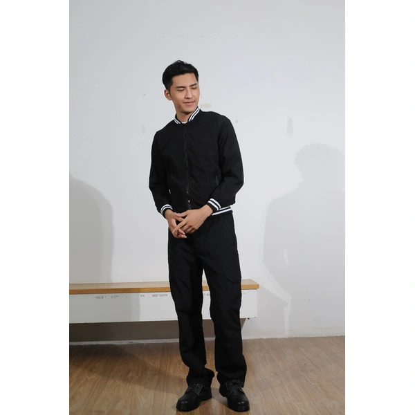 BD-MO-173 Waterproof Baseball Windbreaker Design Simple, Fashionable, Fashionable Outdoor Sports Hiking 100% Waterproof Polyester Fiber