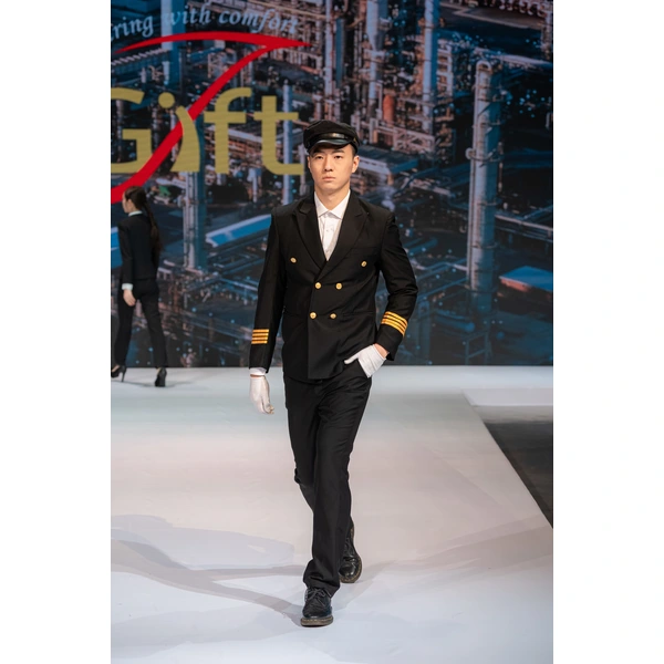 BD-MO-120 Customized Driver Uniform, Real Model Catwalk