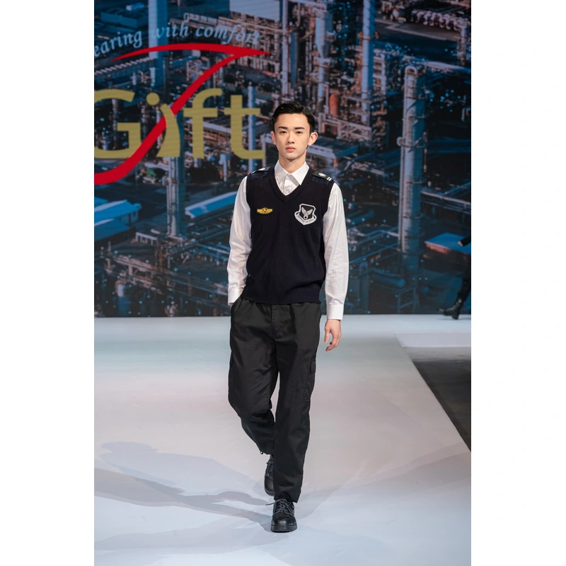 BD-MO-018 Security sweater uniform with shoulder straps and epaulettes