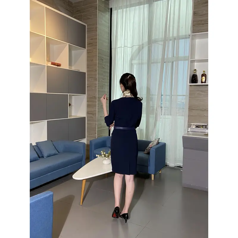 BD-MO-104 To order the front desk uniform