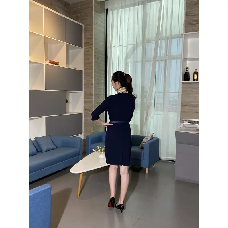 BD-MO-104 To order the front desk uniform