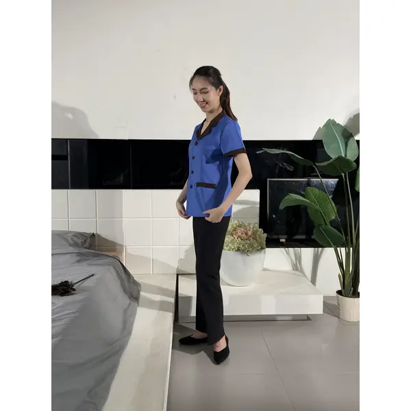 BD-MO-037  Pocket design, comfortable and breathable, self-cultivation, anti-wrinkle and non-iron, real-life try-on, model demonstration, housekeeping uniform factory