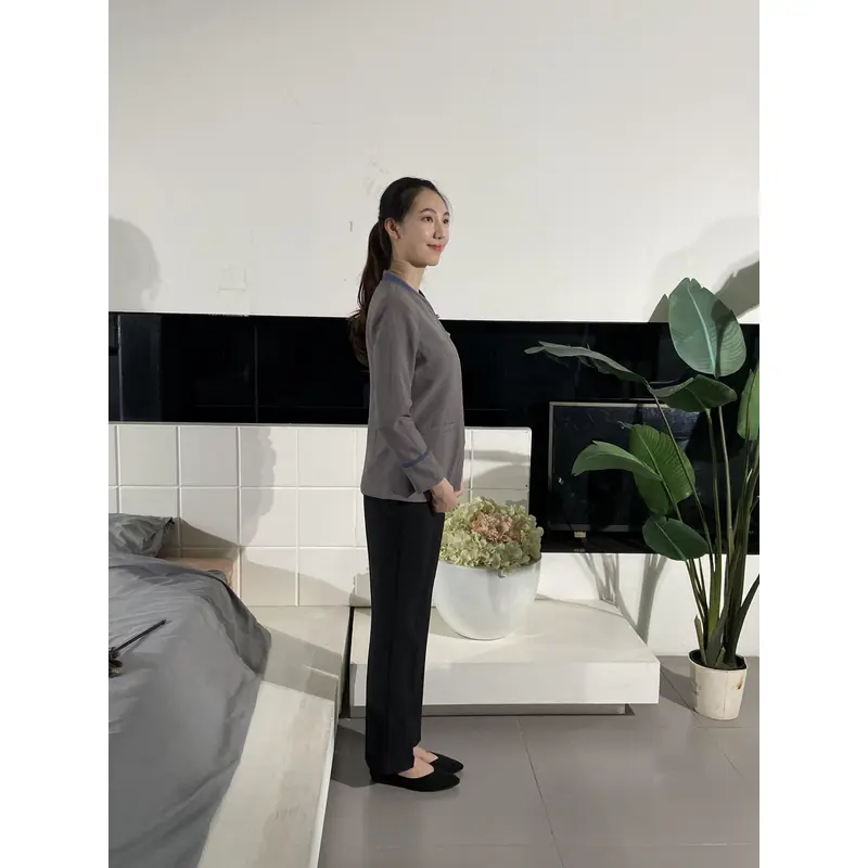 BD-MO-038  Pocket design, self-cultivation, comfortable and breathable, real-life try-on, model demonstration, housekeeping uniform design company