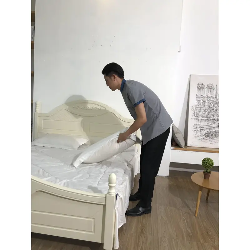 BD-MO-145  Design long sleeve stand collar with two buttons, lining design, pocket design, cuff design