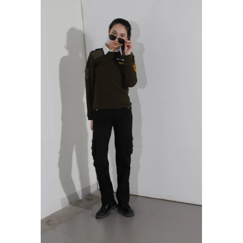 BD-MO-013 Customized Security Sweater Uniform Model Demonstration Real Person Trying On Custom Style