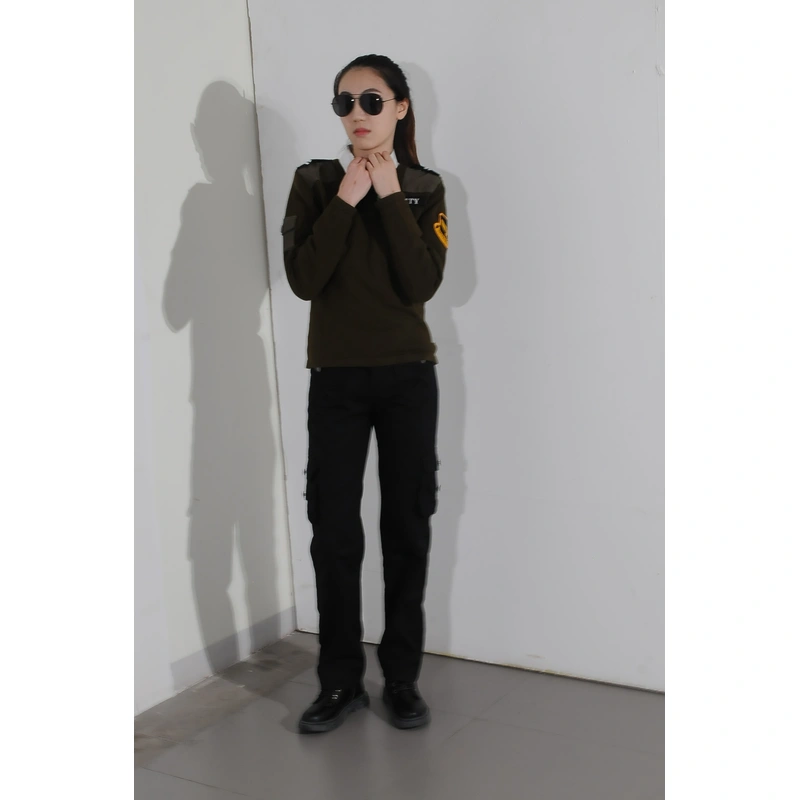 BD-MO-013 Customized Security Sweater Uniform Model Demonstration Real Person Trying On Custom Style