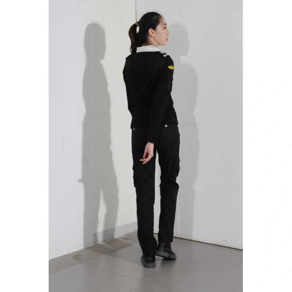 BD-MO-014  Custom-made black security sweater uniforms, model demonstrations, real people try on