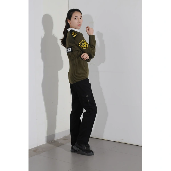 BD-MO-015  Custom-made military green security sweater uniforms, real people try on models show