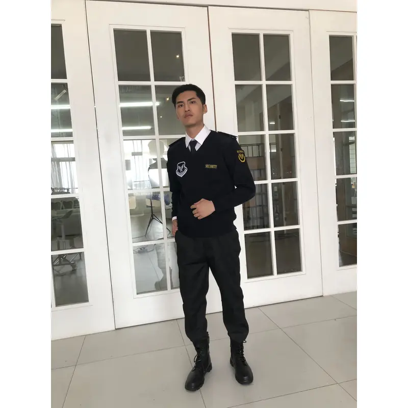 BD-MO-019  Custom-made fashion men's security uniforms, design shoulder straps, badges, real people try on