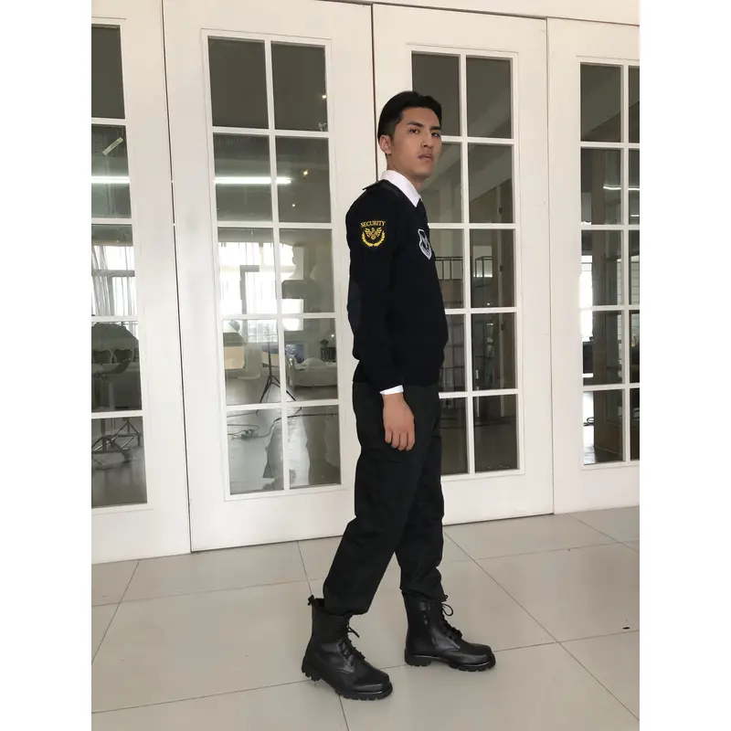 BD-MO-019  Custom-made fashion men's security uniforms, design shoulder straps, badges, real people try on