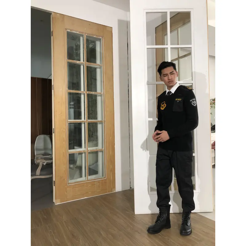 bd-mo-017 定做安防行業製服設計肩帶臂章，左上胸口袋，真人試穿 