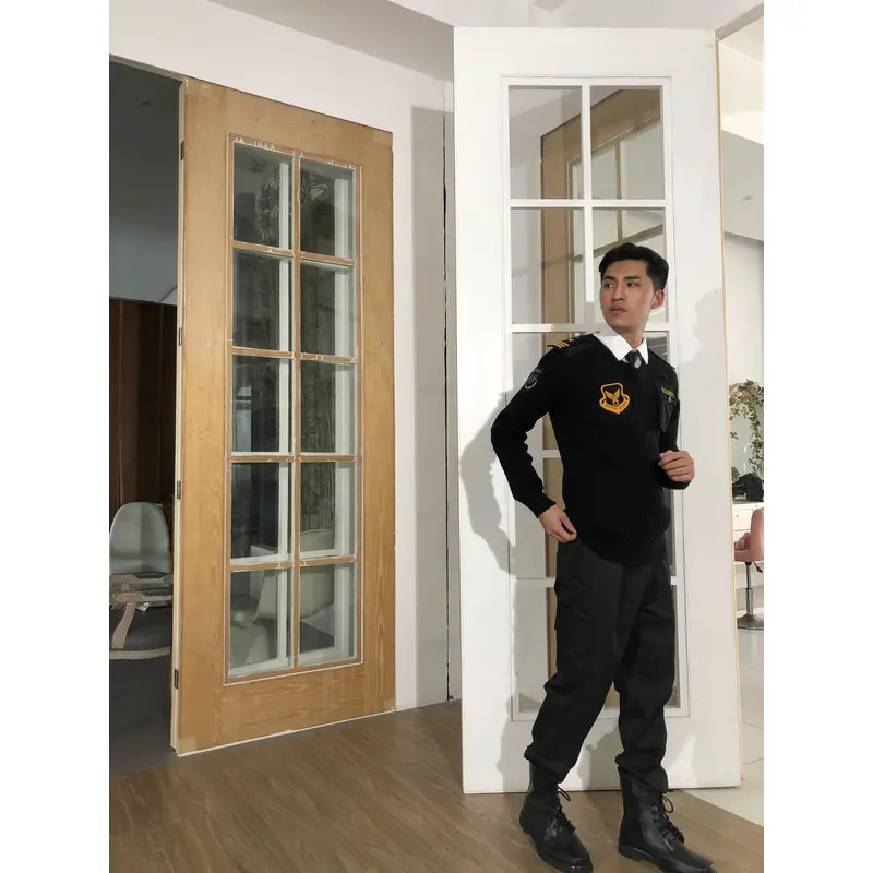 bd-mo-017 定做安防行業製服設計肩帶臂章，左上胸口袋，真人試穿 