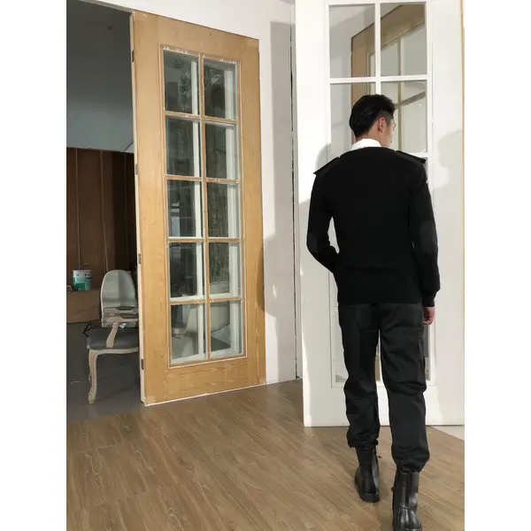 bd-mo-017 定做安防行業製服設計肩帶臂章，左上胸口袋，真人試穿 