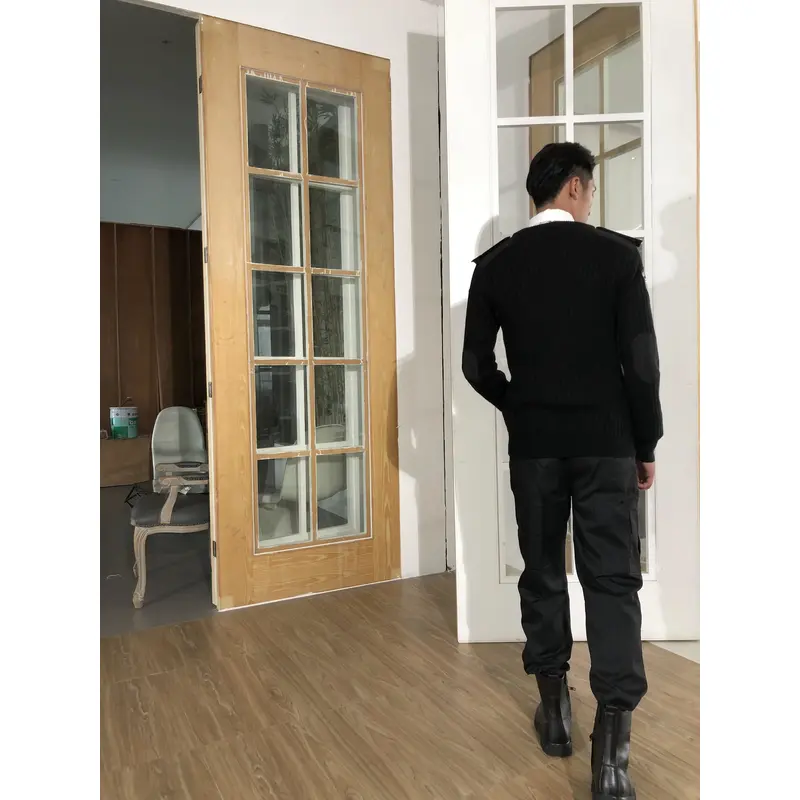 bd-mo-017 定做安防行業製服設計肩帶臂章，左上胸口袋，真人試穿 