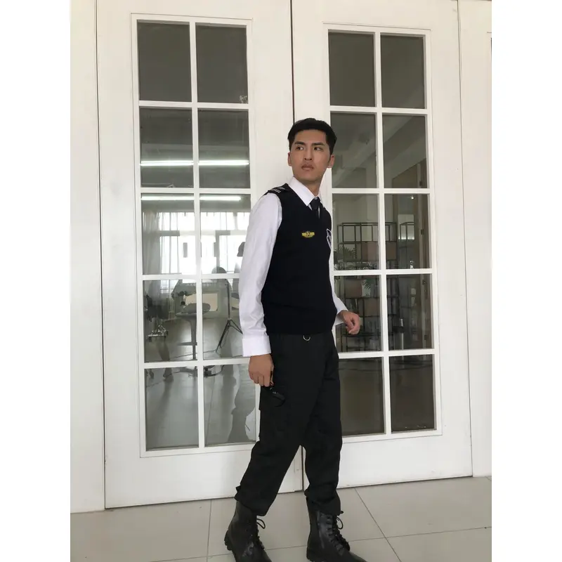 BD-MO-018 Design shoulder straps and epaulettes security sweater uniforms Custom-made men's fashion security sweater uniforms
