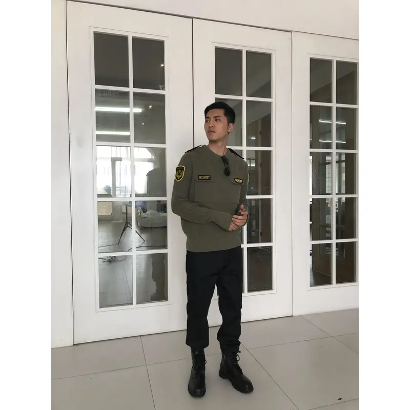 BD-MO-021 Design fashion dark green security sweater, custom-made chest pocket sweater, security sweater design company