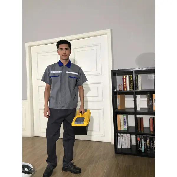 bd-mo-053 定製酒店維修制服現場表演藍色翻領酒店維修制服供應商 