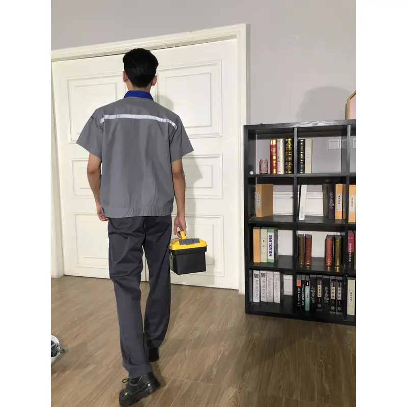 bd-mo-053 定製酒店維修制服現場表演藍色翻領酒店維修制服供應商 