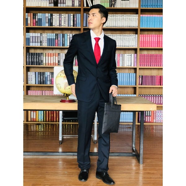 BD-MO-059  Real people try on men's suit garment factory