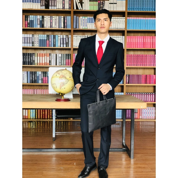 BD-MO-059  Real people try on men's suit garment factory