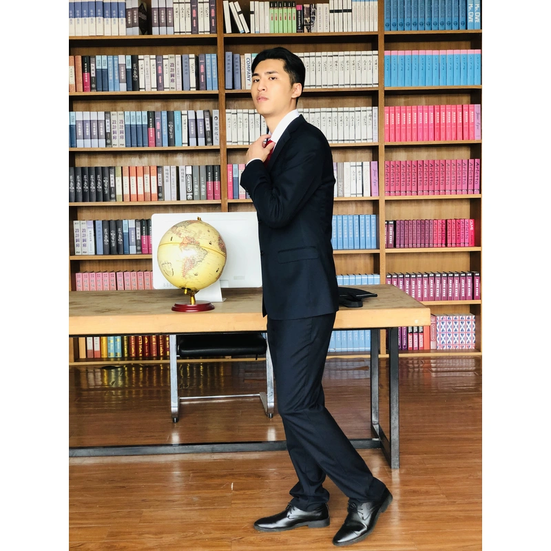 BD-MO-059  Real people try on men's suit garment factory