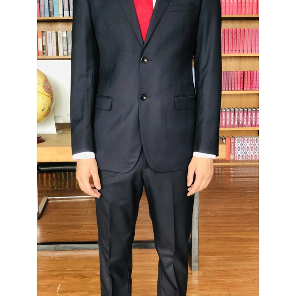 BD-MO-059  Real people try on men's suit garment factory