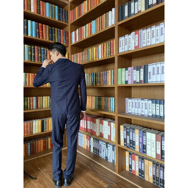 BD-MO-061 A large number of customized striped men's suits Design business single-breasted men's suits