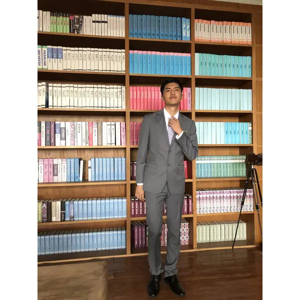 BD-MO-064  Real-life try-on effect, suit shop