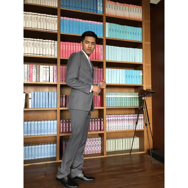 BD-MO-064  Real-life try-on effect, suit shop