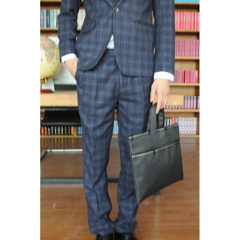 BD-MO-066  Models try on men's suit shops